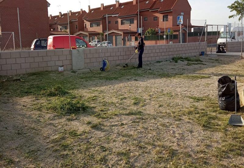 Mantenimiento de Areas Caninas